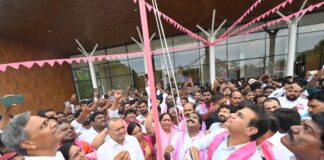ఇందిరమ్మ రాజ్యాం..ఇంటింటా సంక్షోభం