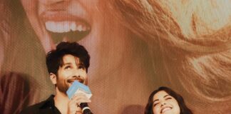 బాక్సాఫీస్ వద్ద కాక్టెయిల్`2 సంచలనం