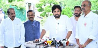 జీహెచ్ఎంసీ ఎన్నికల్లో పోటీ చేస్తాం.. బెదిరింపులకు భయపడే ప్రసక్తే లేదు:పవన్ కళ్యాణ్ Pawan Kalyan on Telangana