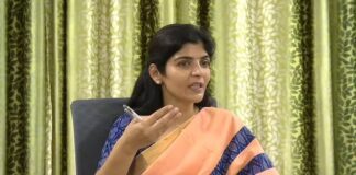 దిగజారుడు రాజకీయం – మహిళా కమిషన్ తీవ్ర ఆగ్రహం