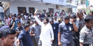 అభిమాని కోసం కదిలిన పవన్