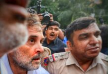 మోదీ ఇంటి ముట్టడి.. రాహుల్ అరెస్ట్, ముక్కుకు గాయం!