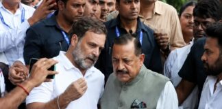 పేపర్ లీక్ పోరు… ప్రధాని ఇళ్లు ముట్టడి.. రాహుల్తో కేంద్ర మంత్రి చర్చలు