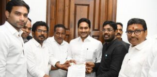 ఆర్డబ్ల్యూఎస్ కార్మికులకు భరోసా