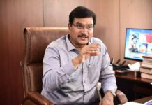 హైడ్రా కమిషనర్ను తొలగించండి పదేపదే కోర్టు ఉల్లంఘనలకు పాల్పడడంపై ఆగ్రహం