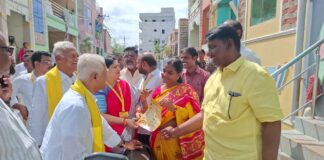 ఇంటింటికీ ఎమ్మెల్యే.. హామీల అమలుపై ప్రజల అభిప్రాయాల సేకరణ
