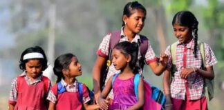 విద్యార్థులందరికీ 2 జతలు యూనిఫార్మ్ల నెల రోజుల్లో పంపిణీ పూర్తి చేయాలన్న సీఎస్