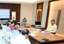 ఆక్వా, పొగాకు రైతులను ఆదుకోండి.. కేంద్ర మంత్రులకు సీఎం లేఖలు