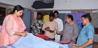 చేనేతకు కొత్త దిశ వైవిధ్యంతో నేతన్నకు ఆదాయం