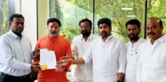 ప్రకాశ్ రాజ్పై బీజేపీ ఫిర్యాదు సైబర్ డీజీకి నేతల వినతి
