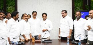 డిప్యూటీ ఛైర్మన్ బరిలో మాధవరావు వైసీపీ అభ్యర్థిగా తూమాటికి అవకాశం