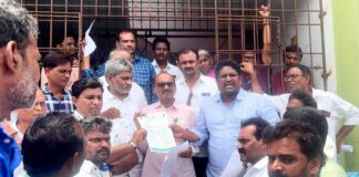 ‘నేతన్న సేవ’లో భారీ అక్రమాలు… అనర్హులకు దోచిపెట్టి.. కష్టజీవులకు అన్యాయం చేస్తారా..