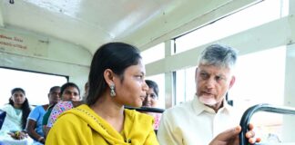 స్తీశక్తి పథకానికి ఏడాది పూర్తి మహిళతో కలసి బస్సులో బాబు ప్రయాణం