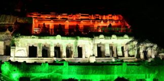 వెలుగుల్లో మెరిసిన అమరావతి స్వాతంత్య్ర వేడుకలకు విద్యుత్ శోభ