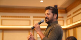 అన్నీ విషయాలు చెప్తా అమెరికా పర్యటన రద్దు రేవంత్ సంచలన వ్యాఖ్యలు