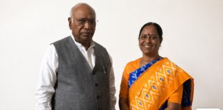 హాట్ హాట్ గా సురేఖ వ్యవహారం ఏఐసీసీ చీఫ్ ఖర్గేతో కొండా భేటీ