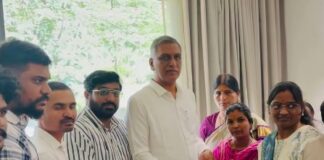 ఆరోగ్యశ్రీ బకాయిలు ఎప్పుడు చెల్లిస్తారు సీఎం రేవంత్ రెడ్డిని ప్రశ్నించిన హరీశ్ రావు