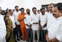 ఏకగ్రీవాలకు చోటివ్వొద్దు ప్రతి స్థానంలో పోటీకి సిద్ధం కండి