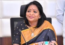 కొండా సురేఖ ఎఫెక్ట్ ముగ్గురు బీసీల మహిళలకు పదవులు