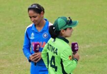 నేడు భారత్-పాక్ పోరు.. బ్యాటింగ్కు పరీక్ష