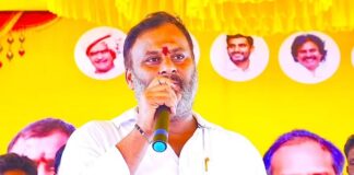 నిరుద్యోగులపై బురదజల్లుతారా?