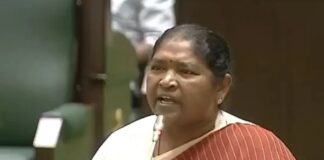 సొంత నేతలే మహిళా ఎమ్మెల్యేలను తోశారా?