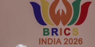 ఇరాన్ అధ్యక్షుడితో ప్రధాని భేటీ