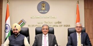 సీఈసీ నిర్ణయంపై కమిషనర్ల అబ్జెక్షన్