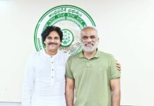 అందరి ఫోకస్ ఆ ఇద్దరిపైనే.. పవన్తో రాధాకృష్ణ ఆత్మీయ భేటీ
