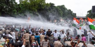 ఈసీపై పోరు.. దేశవ్యాప్తంగా నిరసనలు