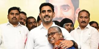 372 మందికి పట్టాల పంపిణీ