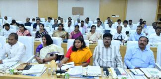 రివ్యూలు కాదు.. రిజల్ట్స్ కావాలి