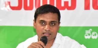మాటలతో మదనపల్లె మంటలు చల్లారవ్