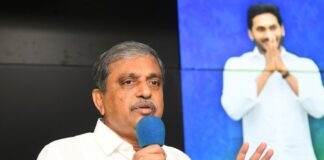 ఏకగ్రీవాలు జరగనివ్వొద్దు అన్ని చోట్లా పోటీ చేయాల్సిందే